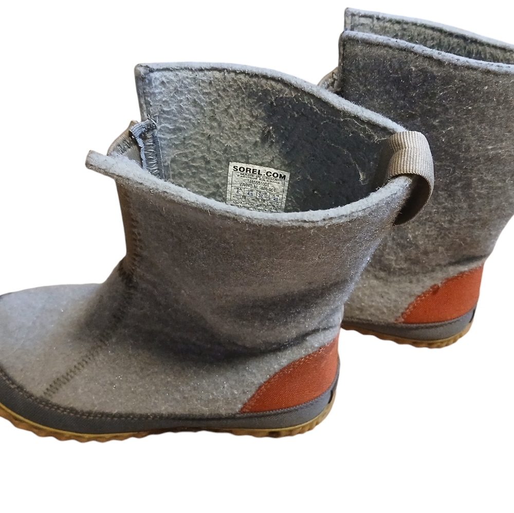 Sorel boots - Picture 3 of 5